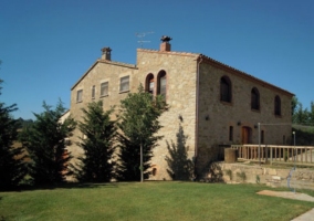 Fachada Casa Rural Moli d'Enfesta