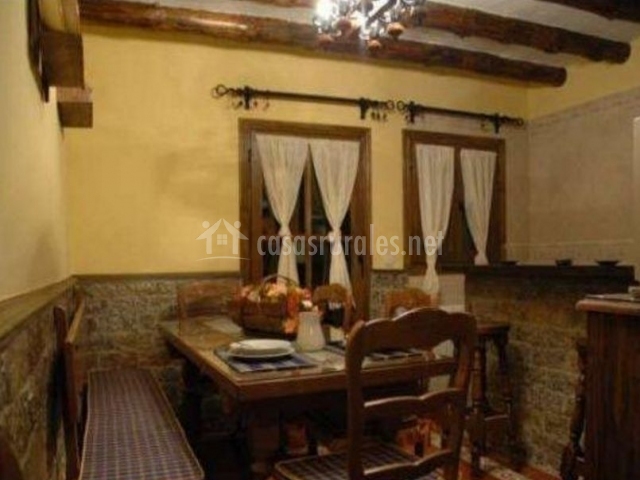 Casa rural tÃa raimunda en villares de jadraque (guadalajara)