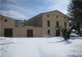 Casa Rural Masía Barberá con nieve