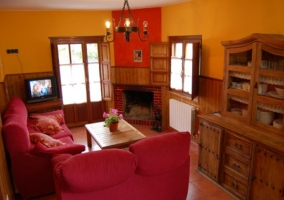 Salón con cocina al fondo 