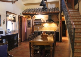Cocina y comedor