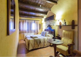 HABITACIÓN DOBLE
