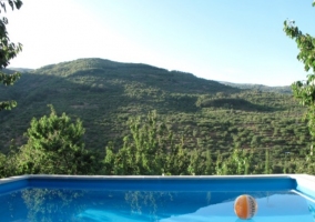 Piscina y vistas