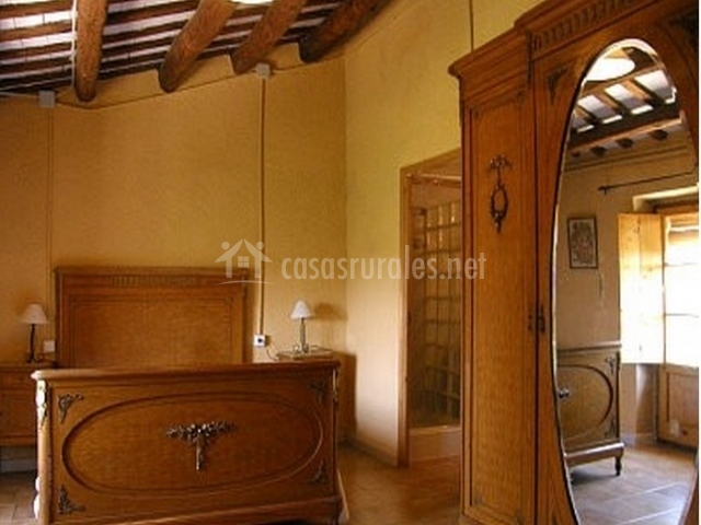 Masia can parellada en olesa de bonesvalls (barcelona)