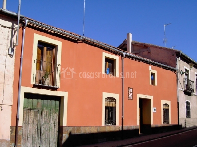 Casa rural Doña Catalina en Santa Maria La Real De Nieva (Segovia)