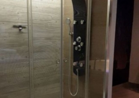 Jacuzzi en dormitorio