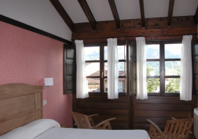 Vista de la casa y alrededores