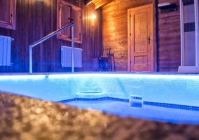 Jacuzzi exterior