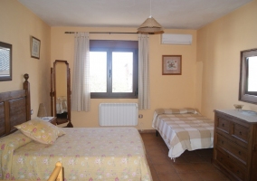 Cama supletoria en este dormitorio