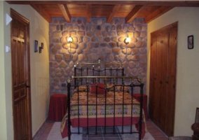 Camas individuales en casa rural
