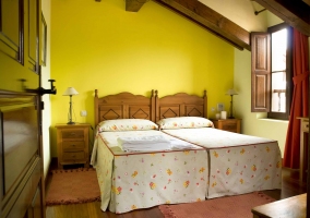 Con cama de matrimonio