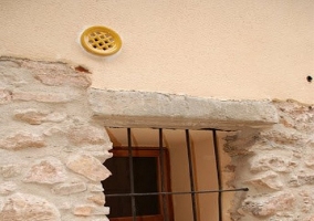 Cristal y vista de la bodega