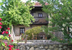 Vista de la vivienda desde el jardín