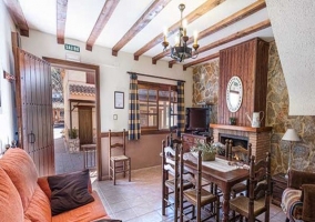 Los Olivos- Casa 7 pax 2 habitaciones