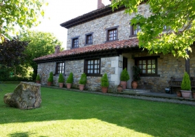 Patio y vista del alojamiento