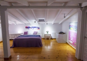 Mobiliario del jardín en la parte exterior de la vivienda