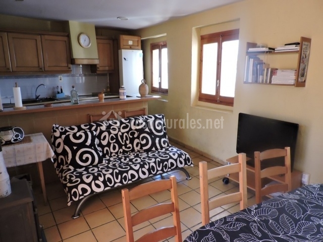 Sala De Estar Y Cocina ~ Sala de estar y comedor junto a cocina abierta Sala De Estar Y Cocina ~ Sala de estar y comedor junto a cocina abierta