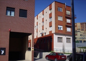 Zona de aparacamiento junto a la vivienda