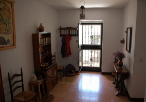 Comedor con aparador de madera