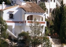 Salón con chimenea