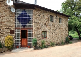 Puerta de acceso a la Casa Rural