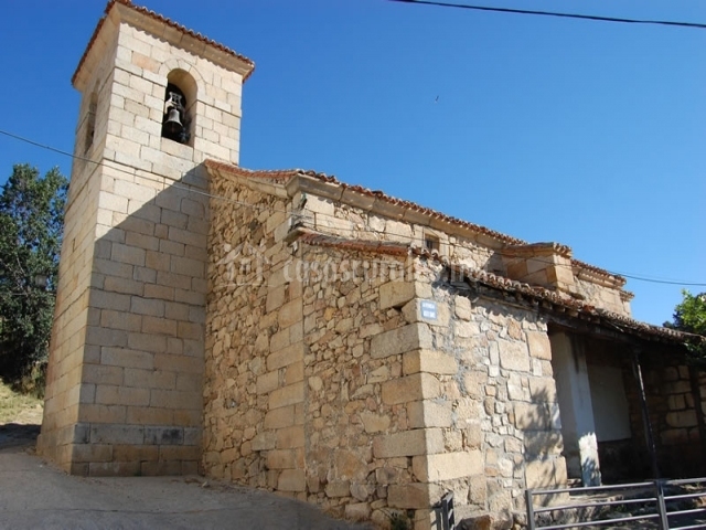 Foto de Iglesia de San Bartolomé de Tormellas. en Santiago del Tormes, Ávila