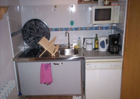Cocina con elementos funcionales