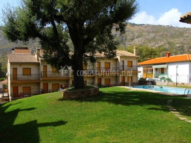 tb_Vistas%20del%20complejo%20al%20conjunto