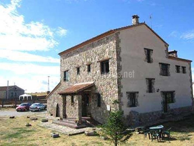 Foto de Antigua aventadora en San Esteban de los Patos, Ávila