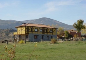 Hospedería La Serrota