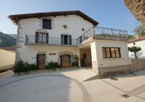 Casa Rural Zarranz