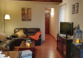 Sala de estar con la estufa