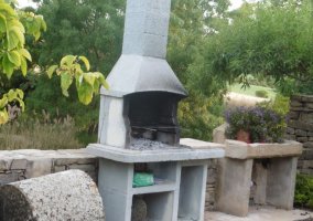 Vistas de las zonas de barbacoa
