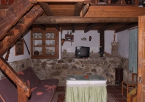 Altillo de la casa con dormitorio