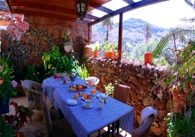 Piscina con solarium