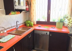 Cocina en naranja