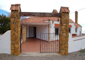 Entrada al cortijo