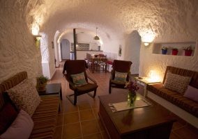 Cueva Adonia I