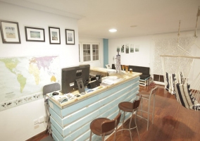 Amplio exterior con terraza