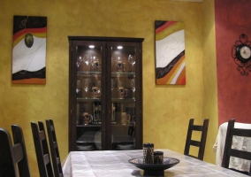 Cocina de la caa con ventanas