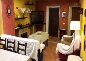 Sala de estar de la casa con vistas de la cocina