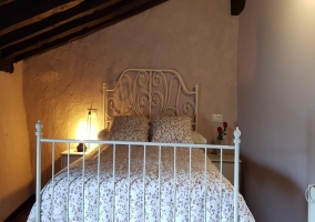 Sala de estar con chimenea