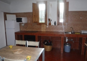 Casa de 3 dormitorios. Almorchon