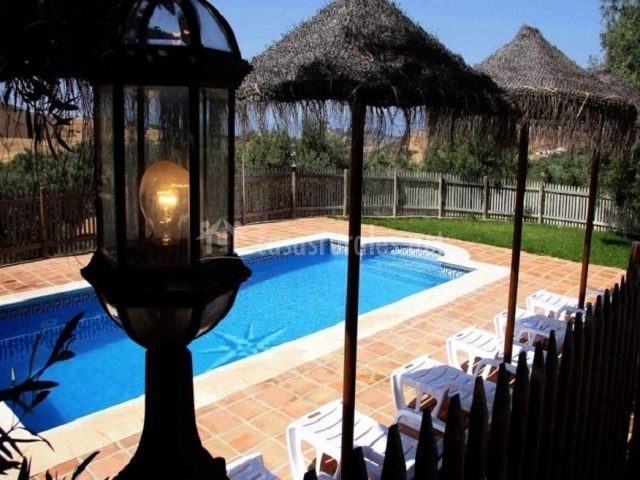 Finca del Río en Villanueva De La Concepcion (Málaga)