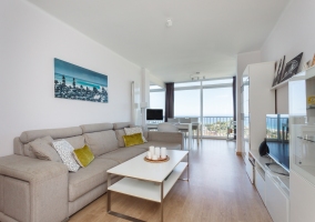 HHBCN Seaview apartment Castelldefels