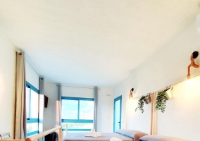 Habitación cuádruple con desayuno 8