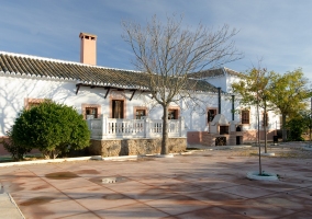 Fachada en blanco