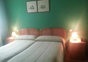 Habitación con dos camas