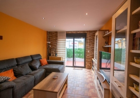 Casa espaciosa y moderna