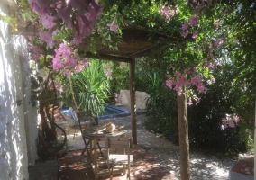 1Cocina de la casa con azulejos y fogones